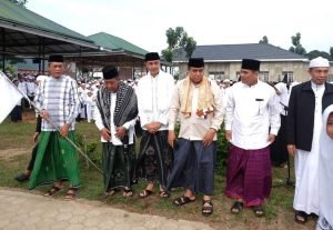 Peringati Hari Santri Nasional, Ribuan Santri Muaro Jambi Gelar Pawai