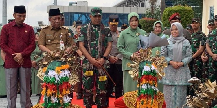 Tiba di Jambi, Danrem 042/Gapu Disambut Hangat Ketua DPRD Provinsi Jambi