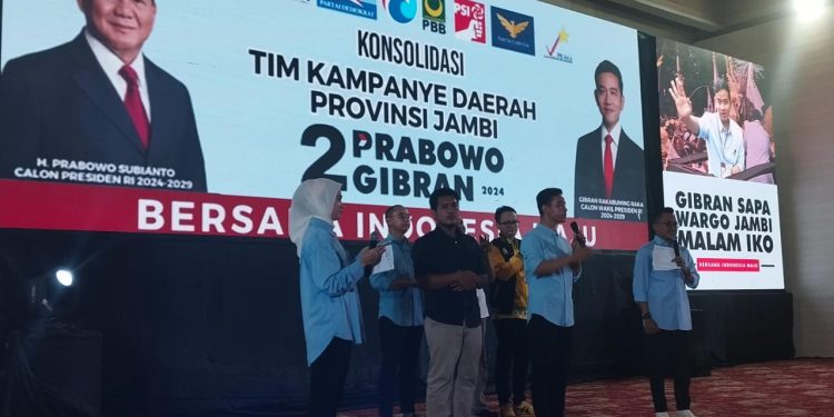 Gibran Ajak Ribuan Pendukungnya di Jambi Supaya Tidak Terpengaruh Hoaks dan Fitnah