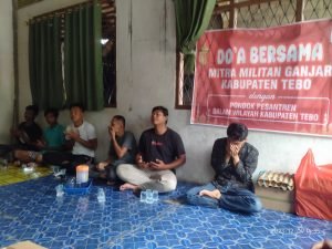 Relawan Mitra Militan Ganjar Doa Bersama di Pesantren Futuhhiyah Al Islami