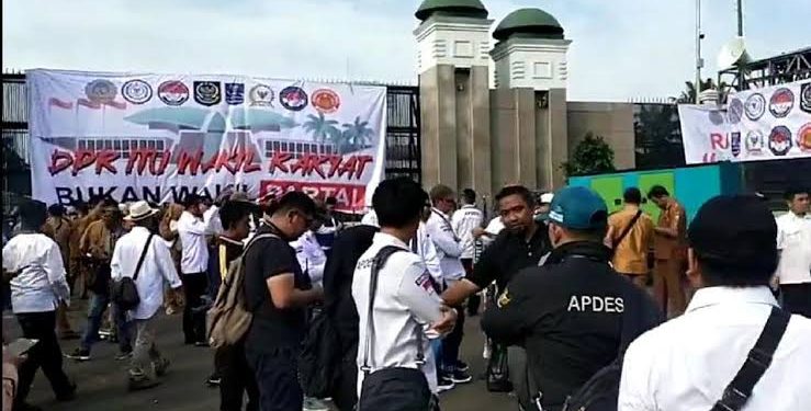 Revisi UU Desa Dalam Sebuah Perspektif