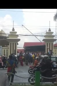 Tuntut Bebaskan Pelaku Curanmor, Polres Merangin Digeruduk SAD