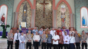 Kapolda Jambi Kunjungi Gereja Katolik Santo Gregorius Agung Jambi Guna Pastikan Jelang Nataru Aman dan Damai