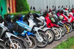 Marak Tapi Sepeda Motor Tak Masuk UU LLAJ Soal Kategori Transportasi Umum
