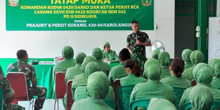 Dandim Sarko Berikan Pengarahan dan Tatap Muka Bersama Prajurit