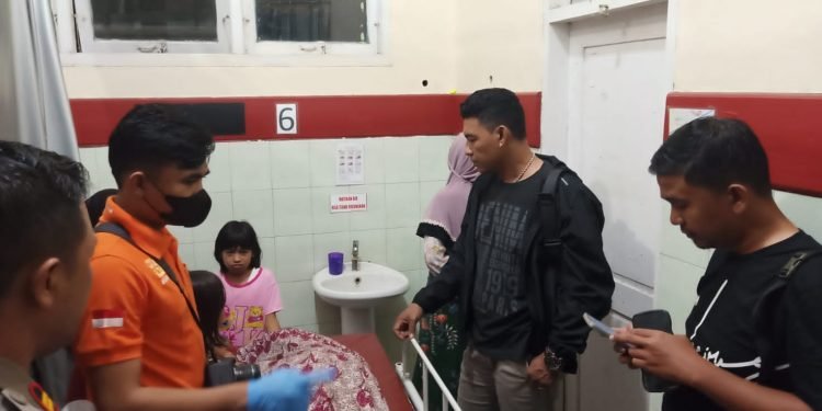 Diduga Ribut dengan Pacar, Gadis Cantik Ini Ditemukan Tewas Gantung Diri