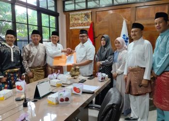 Wamenaker RI Afriansyah Noor Segera Dianugerahi Gelar Adat dari LAM Jambi