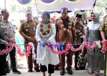 H Mukti Resmikan Gedung Posyandu Bina Sejahtera I