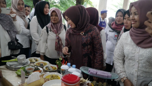 Ketua TP-PKK Hj. Hesti Haris Resmi Buka Lomba Masak Patin Dalam Rangka HUT Jambi