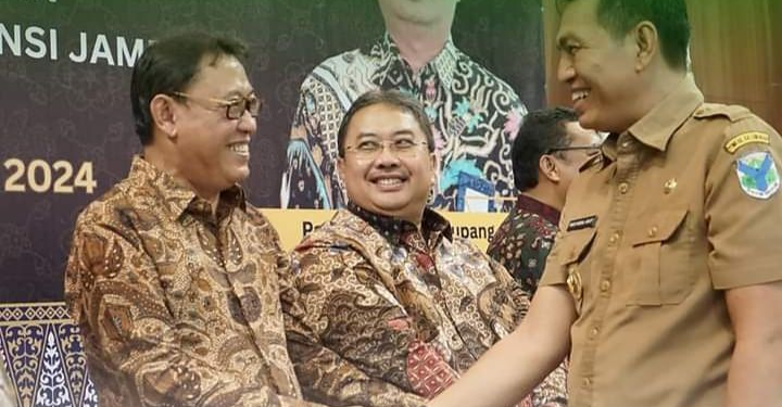 Bupati Fadhil Arief Hadiri Serah Terima Jabatan Kepala BPK Perwakilan Provinsi Jambi
