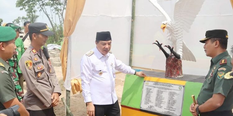 Tugu Garuda Putih di Desa Salam Buku, Diresmikan langsung Pj Bupati Merangin