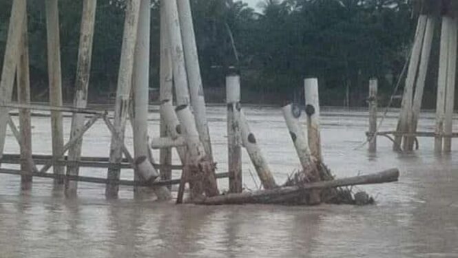 BPJN Lapor Polisi Usai Tongkang Batu Bara Tabrak Lari Jembatan Tembesi