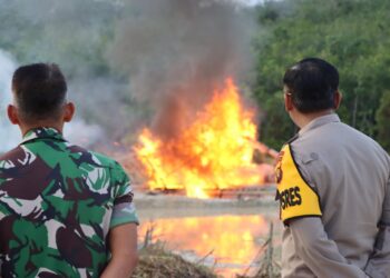 Razia PETI, Polisi Bakar 13 Unit Rakit Dompeng di Bungo