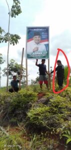 Sejumlah Perangkat Desa Di Tebo Diduga Di Intervensi Kadis PMD Pasang Spanduk Calon Bupati Tebo,Ini Tanggapan Aktifis Tebo Jambi