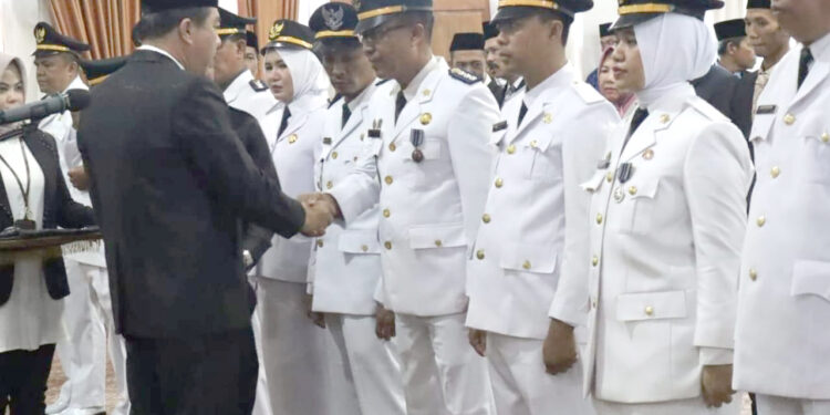 Perdana, H Mukti Lantik 60 Pejabat Eselon III dan IV