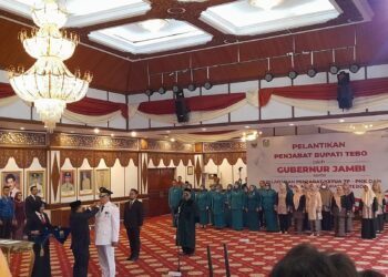 Dilantik Gubernur, Varial Adi Putra Gantikan Aspan Sebagai Pj Bupati Tebo