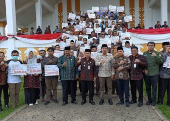 Gubernur Jambi Al Haris Bantu Ribuan Rumah Ibadah dan Lembaga Pendidikan Keagamaan