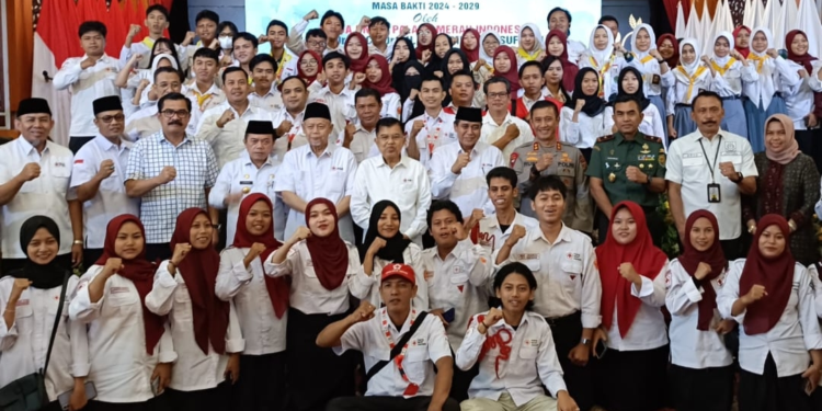 Gubernur Jambi Saksikan Pelantikan Dewan Kehormatan dan Pengurus PMI Provinsi Jambi di Rumah Dinas Gubernur Jambi