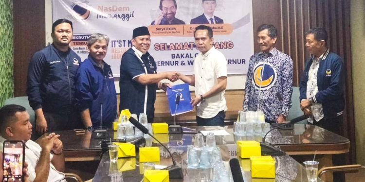 Al Haris Datangi Kantor Nasdem Guna Formulir Perhelatan Pilgub Jambi 2024