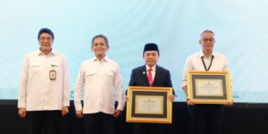 Al Haris Raih Penghargaan dari Badan Restorasi Gambut Mangrove Atas Dedikasi yang Luar Biasa