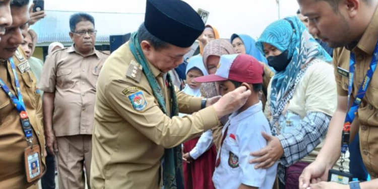 Program Dumisake Pendidikan, Al Haris Ringankan Masyarakat yang Membutuhkan