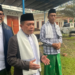 Gubernur Al Haris Langsungkan Sholat Ied Adha di Masjid Seribu Tiang dan Serahkan Lima Sapi Kurban