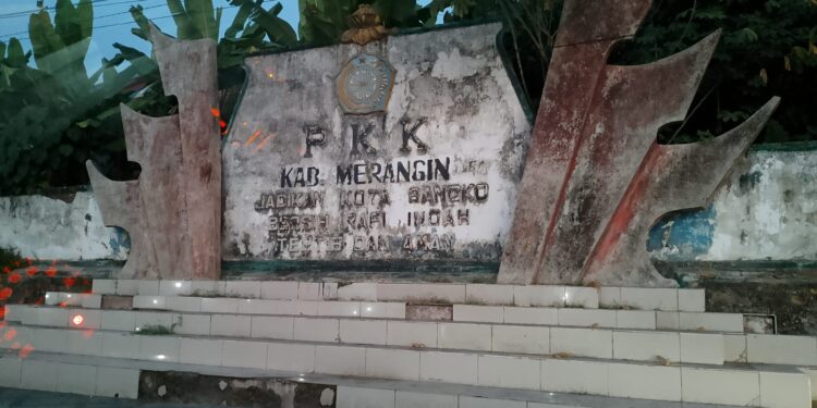 Tugu PKK, Icon yang kini Terabaikan