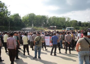 Buntut Aktivitas PT SMS Rusak Jalan, Aliansi Rimbo Ilir Bersatu Blokir Jalan