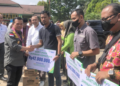 Gubernur Jambi Serahkan Santunan Kematian Program BKBK BPJS Ketenagakerjaan Provinsi Jambi