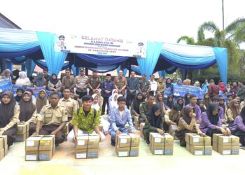 Sebanyak 1.061 Siswa Bungo dan Tebo Terima Bantuan Dumisake Pendidikan Gubernur Al Haris
