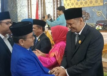Dilantik Jadi Wakil Ketua DPRD Kota Jambi, Naim Diminta Maulana Serap Aspirasi dan Bantu Rakyat