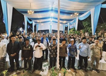 Silaturahmi di Singkut: Al Haris Didoakan Kyai Haji Kamil Berlanjut Periode Kedua