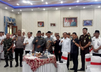Pjs Sudirman Hadiri Rakor Sekaligus Tinjau Logistik Dalam Rangka Memantau Persiapan Pilkada Serentak 2024