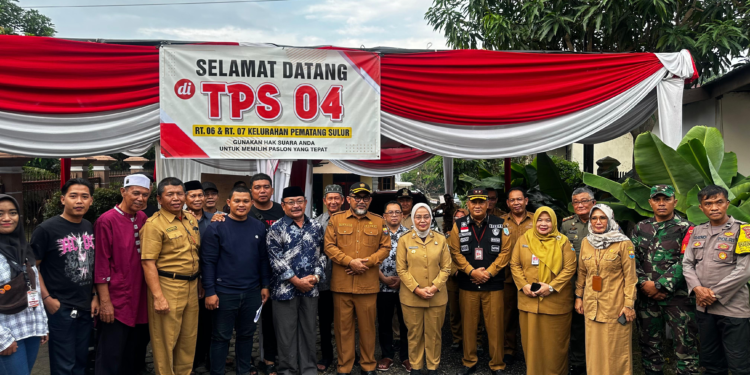 Sekda Sudirman Tinjau 3 Lokasi TPS dan Berikan Apresiasi Kepada KPPS yang Telah Mempersiapkan Dengan Baik