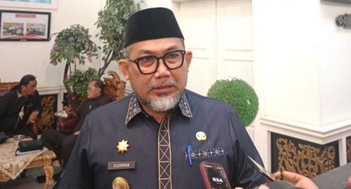 Pjs Sementara Berikan Apresiasi Terhadapat Pandangan Fraksi Nota RAPBD 2025
