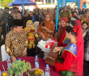 Al Haris Hadiri Eksebisi yang Digelar SMKN 2 Kota Jambi Guna Tingkatkan Kreativitas dan Inovasi