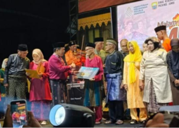 Gubernur Jambi Beri Apresiasi Kepada Pelaku dan Budaya Provinsi Jambi