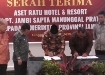Serah Terima Aset, Al Haris Saksikan Penyerahan Aset Hotel Ratu and Resort Kepada Pemprov Jambi