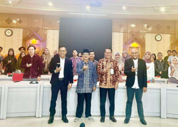 Prof Helmi Hadiri Workshop Kewirausahaan Berbasis Syariah yang Diadakan FKIP Unja