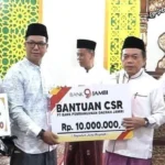 SAFARI RAMADAN - Gubernur Jambi Al Haris kembali melaksanakan Safari Ramadhan dengan mengunjungi Masjid Jami Kumun yang berlokasi di Kota Sungai Penuh, Rabu (5/3/2025) malam.