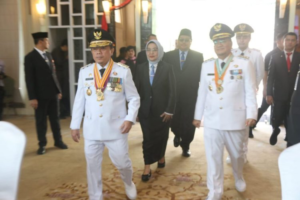 Gubernur Jambi Hadiri Sertijab Wali Kota dan Wakil Wali Kota Jambi di Aula Griya Mayang