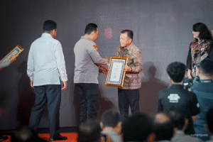 Gubernur Jambi Raih Penghargaan Bergengsi Tingkat Nasional dari Kapolri Jendral Listyo Sigit Prabowo