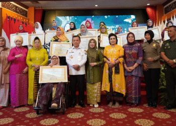 Gubernur Jambi Hadiri Puncak Perayaan Momen Hari Kartini