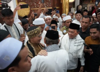 Al Haris Hadiri Tabligh Akbar Bersama Buya Yahya di Masjid Agung Al-Falah Kota Jambi