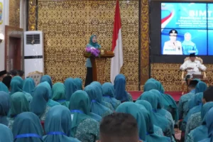 Hesnidar Haris Tekankan Penguatan PKK dari RT, RW, Hingga Dasa Wisma Dalam Bimtek Se-Provinsi Jambi