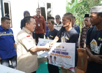 Al Haris Resmikan Bedah Rumah Pro Jambi Tangguh 2025 di Batanghari