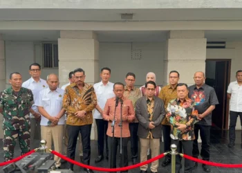 Hadiri Rapat Nasional Penanganan Sumur Minyak Masyarakat, Gubernur Al Haris Dorong Legalisasi Sumur Minyak Rakyat