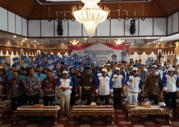 Sekda Sudirman Lepas 113 Atlet Korpri Provinsi Jambi untuk Ikuti PORNAS XVII KORPRI Tahun 2025 di Sumatera Selatan