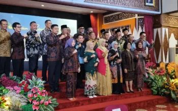 Sambut Danrem Baru 042/Gapu, Gubernur Al Haris Hadiri Acara Lepas Sambut Danrem Baru 042/Gapu dari Brigjen Heri Purwanto kepada Kolonel Inf Nyamin