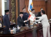 DPRD Provinsi Jambi Sahkan Empat Ranperda Inisiatif Jadi Perda